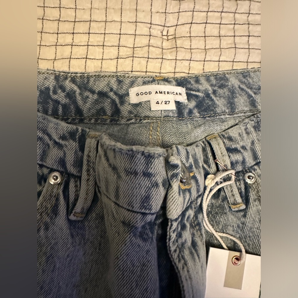 Good American straight leg jean
